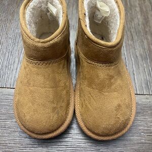 Gap Brown Suede Baby Booties Size 8